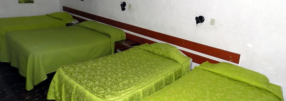 Holiday Suites Tacna Esterno foto